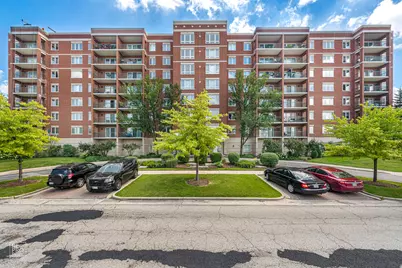 5555 N Cumberland Avenue #711, Chicago, IL 60656 - Photo 1