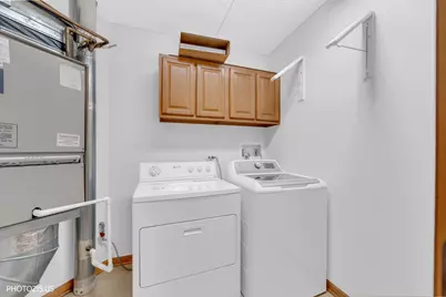 5555 N Cumberland Avenue #711, Chicago, IL 60656 - Photo 17