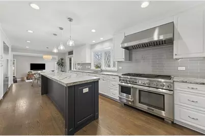 11602 Briarwood Lane, Burr Ridge, IL 60527 - Photo 11