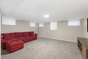 11602 Briarwood Ln, Burr Ridge, IL 60527 - Photo 27