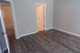 1053 Woodhill Ct, Elgin, IL 60120 - Photo 15