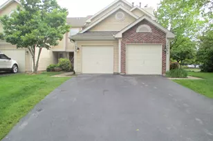 1053 Woodhill Ct, Elgin, IL 60120 - Photo 1