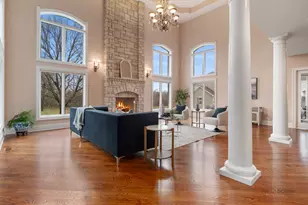 26 E Peter Ln, Hawthorn Woods, IL 60047 - Photo 17