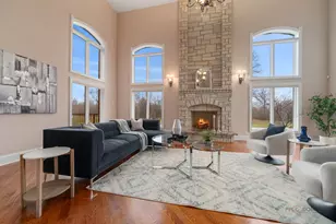 26 E Peter Ln, Hawthorn Woods, IL 60047 - Photo 19