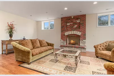 26 E Peter Lane, Hawthorn Woods, IL 60047 - Photo 47