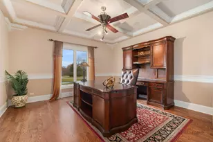 26 E Peter Ln, Hawthorn Woods, IL 60047 - Photo 9