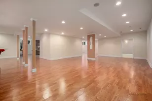 26 E Peter Ln, Hawthorn Woods, IL 60047 - Photo 39