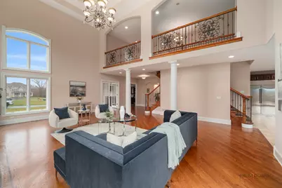 26 E Peter Lane, Hawthorn Woods, IL 60047 - Photo 21