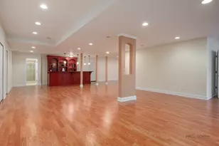 26 E Peter Ln, Hawthorn Woods, IL 60047 - Photo 39