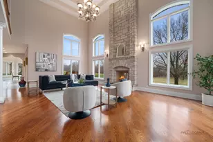 26 E Peter Ln, Hawthorn Woods, IL 60047 - Photo 19