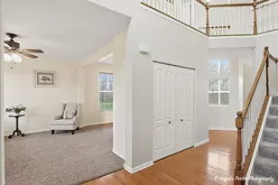 1963 Sycamore Ln, Island Lake, IL 60042 - Photo 3