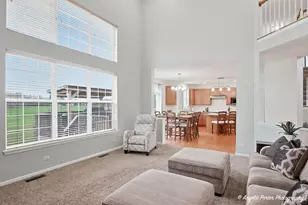 1963 Sycamore Ln, Island Lake, IL 60042 - Photo 9