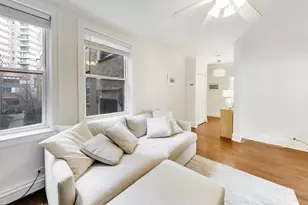 640 W Waveland Ave, Chicago, IL 60613 - Photo 7