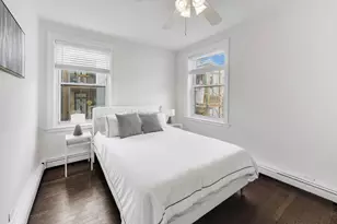 640 W Waveland Ave, Chicago, IL 60613 - Photo 15