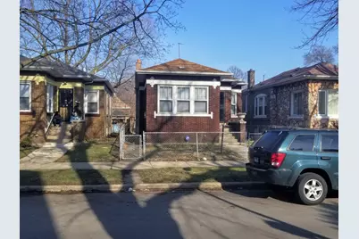 7935 S Kingston Avenue, Chicago, IL 60617 - Photo 1