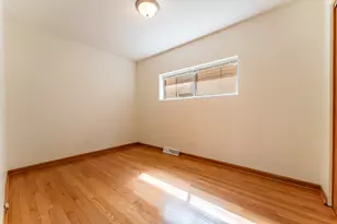 2619 Home Ave, Berwyn, IL 60402 - Photo 9