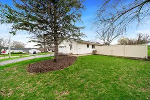 109 N 13th St, Oregon, IL 61061 - Photo 39