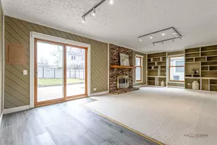 5195 Castaway Ln, Hoffman Estates, IL 60010 - Photo 13