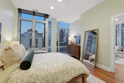 101 W Superior Street #904, Chicago, IL 60654 - Photo 13