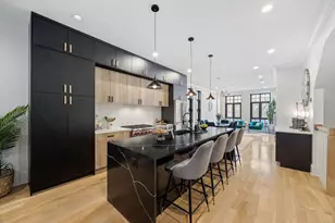 1107 W Chestnut St, Chicago, IL 60642 - Photo 9