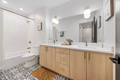 1107 W Chestnut Street #1W, Chicago, IL 60642 - Photo 23