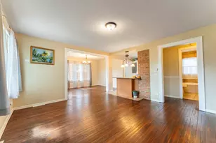 4720 Lincoln Ave, Lisle, IL 60532 - Photo 5