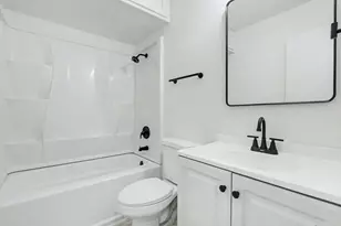 471 Woodlyn Dr, Aurora, IL 60505 - Photo 13