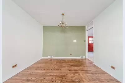 2531 W Howard Street #A, Chicago, IL 60645 - Photo 11