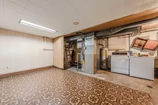 2531 W Howard St, Chicago, IL 60645 - Photo 23