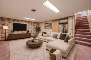 2531 W Howard St, Chicago, IL 60645 - Photo 21