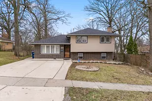 7247 W 112th St, Worth, IL 60482 - Photo 17