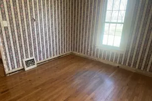 107 N 3rd St, Irvington, IL 62848 - Photo 11