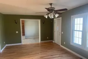 107 N 3rd St, Irvington, IL 62848 - Photo 9