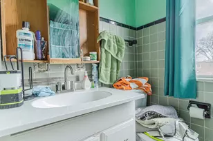 8026 S Fairfield Ave, Chicago, IL 60652 - Photo 15