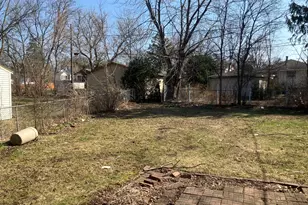 1511 N Poplar Ave, Round Lake Beach, IL 60073 - Photo 3