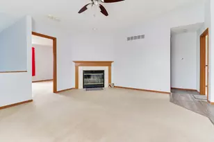 1801 Clearwater Ave, Bloomington, IL 61704 - Photo 5