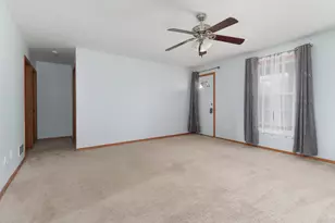 1801 Clearwater Ave, Bloomington, IL 61704 - Photo 19