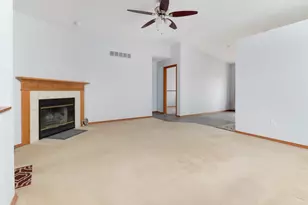 1801 Clearwater Ave, Bloomington, IL 61704 - Photo 3