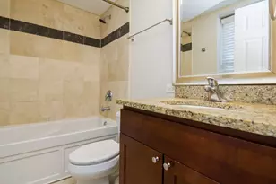 6501 N Claremont Ave, Chicago, IL 60645 - Photo 9