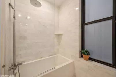 1022 N Ashland Avenue #2, Chicago, IL 60622 - Photo 11