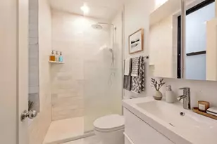 1022 N Ashland Ave, Chicago, IL 60622 - Photo 13