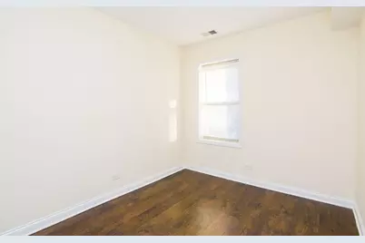 4715 W Cornelia Avenue #3E, Chicago, IL 60641 - Photo 7