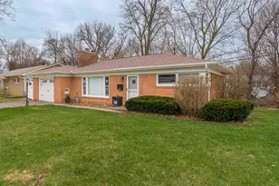 3103 15th Street A, Moline, IL 61265 - Photo 3