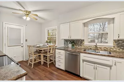 3103 15 Street A, Moline, IL 61265 - Photo 7