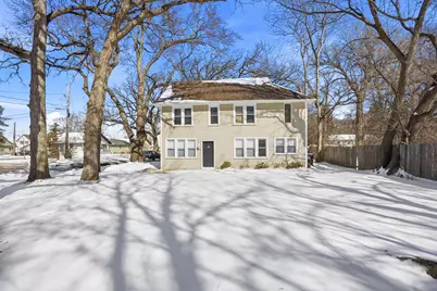 2908 Oakwood Avenue, McHenry, IL 60051 - Photo 1