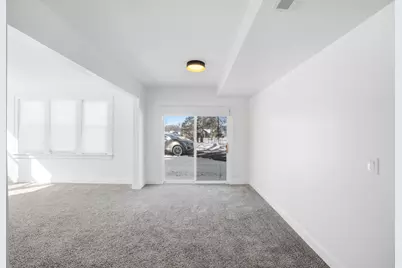 2908 Oakwood Avenue, McHenry, IL 60051 - Photo 11