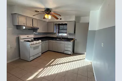 12484 S Michigan Avenue, Chicago, IL 60628 - Photo 11