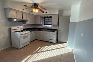 12484 S Michigan Ave, Chicago, IL 60628 - Photo 11