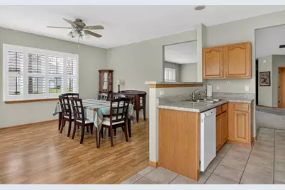 21035 W Aspen Lane, Plainfield, IL 60544 - Photo 9
