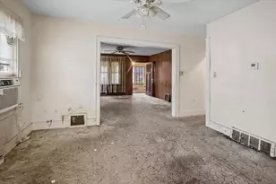 127 S Princeton Ave, Villa Park, IL 60181 - Photo 7